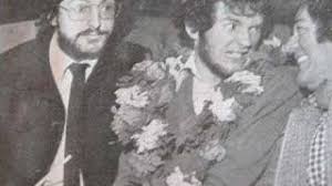 Repetition on the radio 0. Jonathan King Sugar Sugar 1971 Sakkarin Youtube