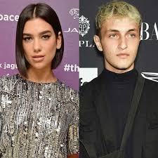 After working as a model, she signed with warner bros. Sind Dua Lipa Und Anwar Hadid Als Paar Zusammen