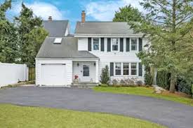9 Patton Dr, Darien, CT 06820