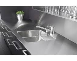 Pour les épaisseur supérieures a 1 mm, les 4 bords sont pliés afin de protéger le bois. Credence Inox Credence Inox Sur Mesure Lapeyre
