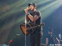 © 2021 row crop records, llc, under exclusive license to. Luke Bryan Drops Music Video For Down To One Todays Country 95 5