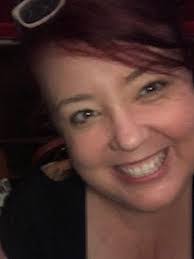 Kelli Hansen's Instagram, Twitter & Facebook