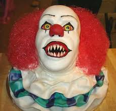 Pennywise Cake Pefect For Uncle Ryan S Birthdays Summer Olsen Olsen Olsen Evans Clown Taart Halloween Ideeen Taart