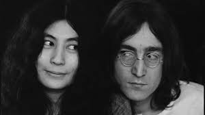 Yoko Ono revela que fue advertida del peligro que corría John Lennon antes de su asesinato — Radio Concierto Chile