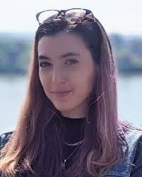 Miriam Kagan's Instagram, Twitter & Facebook