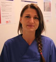 Vorstellung der Mitarbeiter: Jasmin Hoffmann Alter: 30 Jahre  Eintrittsdatum: 12.04.2014 Position: Medizinische Fachangestellte Post 7  von 12 der Serie unser Team