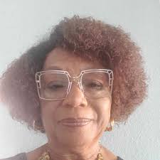 Sonda Giles (@sonda.giles) • Facebook