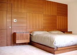 Ruang tamu berlantai kayu ini terlihat apik dengan wallpaper dinding berupa lukisan kayunya. 101 Gambar Dinding Rumah Kayu Paling Bagus Gambar Pixabay