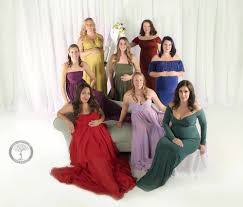 Woman Carries Sister's 'Rainbow Baby' After Miscarriages