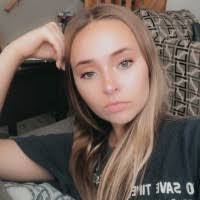 Stephanie Dugan's Instagram, Twitter & Facebook