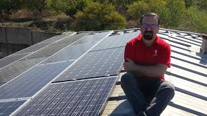 Eğer çatınız müsaitse güneş enerjisinden yeni bir gelir kapısı sağlamanız mümkün olabilir. Evinin Catisina Kurdugu Gunes Panelleri Ile Elektrik Uretip Satiyor Gunes Solarist Gunes Enerjisi Portali