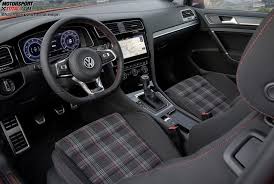 The 2020 vw golf tsi has a starting price of $23,195, while the 2020 vw gti has a starting price of $28,595. Fotos Volkswagen Golf Vii 2017 Facelift Foto 14 43
