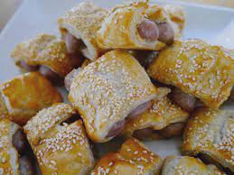 This is a super easy but absolutely brilliant sausage roll recipe. Recipe Jamie Oliver Sausage Rolls With Fennel Devon Mama