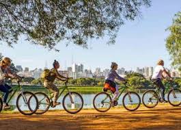 The largest city in south america, são paulo sits on the piratininga plateau and is surrounded by rivers that fan out into the interior. Sao Paulo Sehenswurdigkeiten Sehen Sie Die Stadt Mit Dem Fahrrad