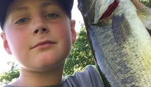 12-year-old discovers sewage water flowing into Shreveport stream