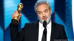 Ricky gervais will host the ceremony. Gewinner Setzen Zeichen Die Golden Globes 2020 Alle Multimedialen Inhalte Der Deutschen Welle Dw 06 01 2020