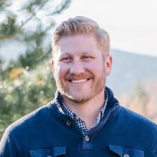 People: Rayvn Smith named vice president of resource development at United  Way of Northern Nevada and the Sierra