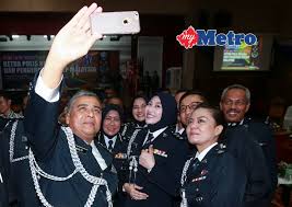 He obtained his diploma in police science from universiti kebangsaan. Khalid Nak Belajar Masak Metrotv