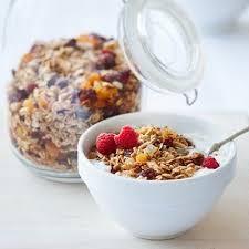 Granola A L 39 Erable Et Au Gingembre Confit A Au Confit Gingembre Grano Granola Recipe Homemade Crunchy Granola Recipe Granola Recipe With Maple Syrup