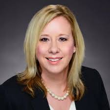 Julia Kellogg's Instagram, Twitter & Facebook