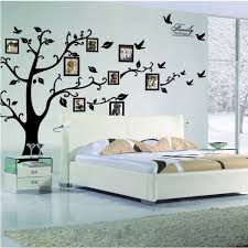 Wandtattoo Baum Bilderrahmen Familienbaum Ist Eine Tolle Moglichkeit Deine Fotos Auf Eine Besondere Art Und Weise Zu P Gerahmte Wand Wandtattoos Familienwand