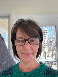 Recommdations for a stylist that can cut a cute bob hairstyle. Bonus if you  have pictures to share of your bob. My stylist just isn't getting me what  I'm trying to achieve.