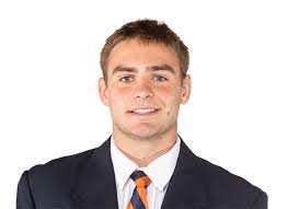 Alexander Brady's Instagram, Twitter & Facebook