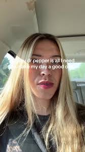 Ingrid Petersen's Instagram, Twitter & Facebook