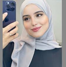 معلومه كتير منا مايعرفهاش وهي: الفرق بين التورك والافتراش والإقعاء  الافتراش: بتتعمل لو الصلاة فيها تشهد واحد او اللي بتبقي ركعتين بس زي الفجر  وسنن الصلوات وف قيام الليل وف التراويح وف