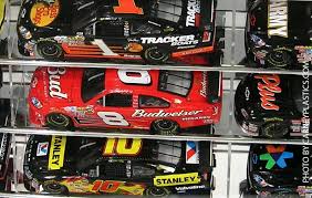 We focus on having a wide variety of options so you can find diecast display cases for collections large. Nascar Diecast Model Car Display Case 9 Car 1 24 Angled Shelves