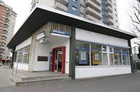 Darüber hinaus verwenden wir cookies, die lediglich zu statistikzwecken, zur reichweitenmessung oder zur anzeige personalisierter inhalte genutzt werden. Bw Bank Filiale In Stuttgart Rot Herzlich Willkommen Aber Nur Noch Nach Termin Zuffenhausen Stuttgarter Zeitung