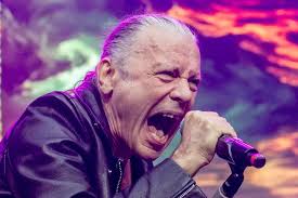 Iron Maiden 'Very Uncomfortable' With Thought of Sphere Show