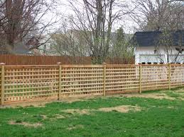 Ideas For About Lattice Fence Http Www Apilotsjourney Com Ideas For About Lattice Fence Fenceslats La Lattice Fence Lattice Fence Panels Lattice Garden