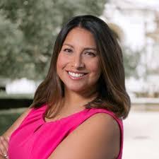 Nadia Diaz's Instagram, Twitter & Facebook