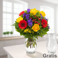 Blumenstrauss Blutenfee Mit Vase Blumen Online Verschicken Auf Floraprima De Floraprima and our advertising partners use tracking to provide you with personalized offers.