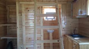 Kemer country kütük evler'de 4 dönüm bahçe içinde, müştemilatlı, bakımlı, özel dekarasyonlu, aydınlık, 400m2 kullanım alanlı 5 oda 2 salon. Ahsap Ev Toplam 21 M2 Sirin Home Youtube