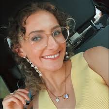 She is ready for the fall season! 🍁🍂💛🤎