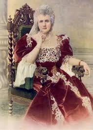 Regina elisabeta i a urcat pe tronul marii britanii in 17 noiembrie 1558.a fost reginã a angliei si reginã a irlandei din 17 noiembrie 1558 pânã la moartea sa in 24 martie 1603.a fost cunoscuta si ca regina fecioara sau gloriana. InvaÈ›Äƒ UÈ™or Istoria