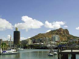 The city of townsville is a fictional city and the main setting of the powerpuff girls. Datei Townsville City Jpg Wikipedia
