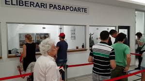 Direcția locală de evidență a persoanelor sector 6. Pasapoartele Electronice Noi Sunt De Acum Valabile 10 Ani Libertatea
