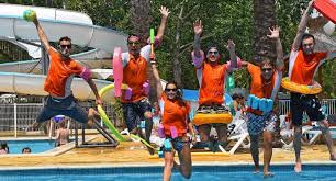 De camping ontleent haar charme aan de kleine baaitjes en de ruwe kust. Campingplatz Capfun Camping L Emeraude Frankreich Languedoc Roussillon