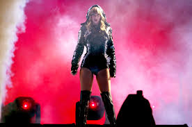 Taylor Swifts Reputation Tour Earns 54 Million In First