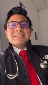Valió la pena cada hora, cada minuto, cada segundo invertido en mi  crecimiento personal y profesional., Gracias 2025 por todo lo bueno y malo  que aprendí como médico y como persona, me han hecho abrir ...