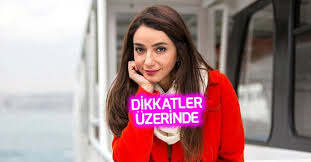 Nereli kariyerine müzik dışında oyunculukla da devam eden ünlü şarkıcı bir kaç dizide rol aldıktan sonra 2018. Sen Anlat Karadeniz In Asiye Si Oyku Gurman In Eski Esi Bakin Kim Cikti