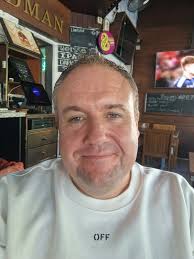 Fractured ankle and still here for you guys come and see me x