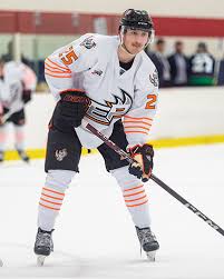 El Paso forward Bolger makes ACHA Commitment