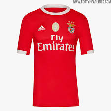 Um golaço com o kit do youtube no dream league soccer enviado por douglas barret!!! Benfica 2020 Kit