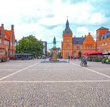 Check spelling or type a new query. Stadtereise Danemark Esbjerg Odense Aarhus Ribe Oder Tondern Welt