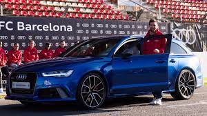 Lionel messi booking agent contact details. Bescherung Bei Barca Die Neuen Autos Von Messi Dembele Co Fussball Sport Bild
