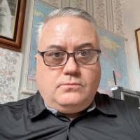 500+ "Greaves" profiles